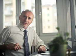 compra venta casa mayores 65 años edad